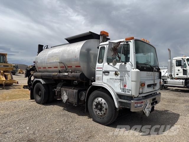 Mack MS Beton-Mischfahrzeuge