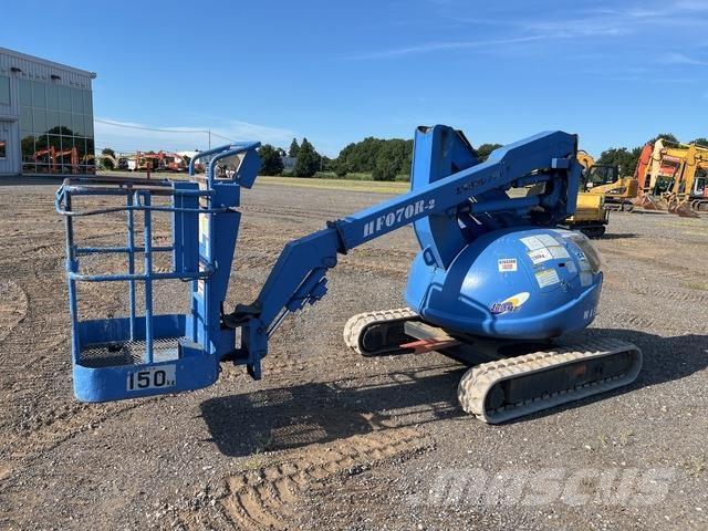 Maeda HF070R-2 Teleskopbühnen