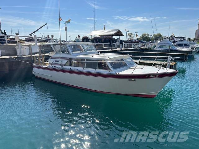  Marinette Boote / Prahme