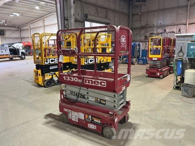 MEC 1330SE Scheren-Arbeitsbühnen