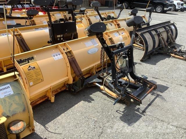 Meyer LP-9.0 Schneeschilde und -pflüge
