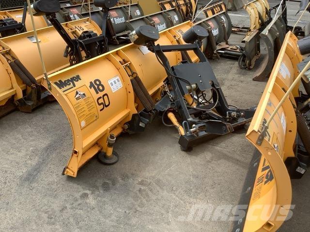 Meyer LP-9.0 Schneeschilde und -pflüge