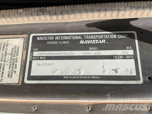 Navistar 4700 Kastenaufbau