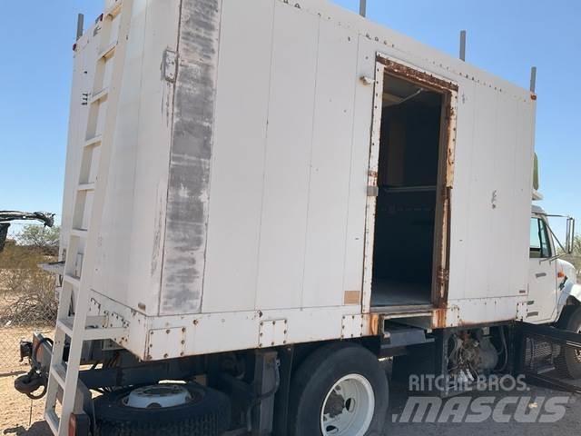 Navistar 4700 Kastenaufbau