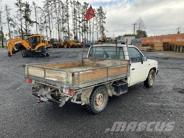 Nissan Navara Pickup/Pritschenwagen