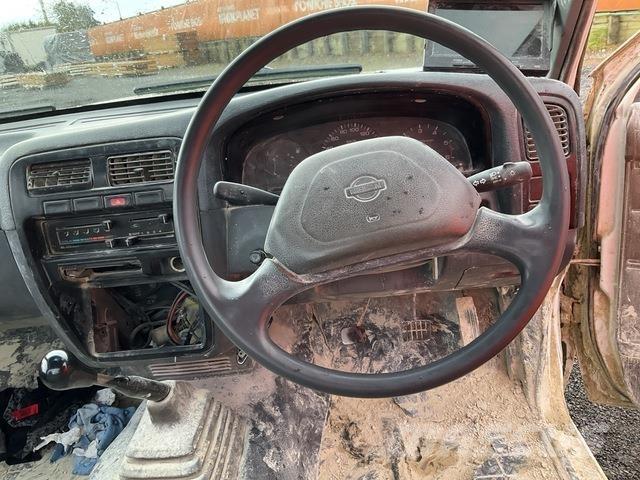 Nissan Navara Pickup/Pritschenwagen