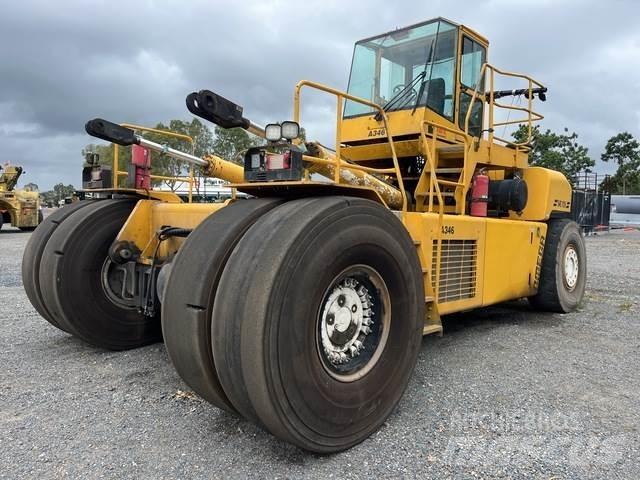 Omega 54E DCH Containerstapler