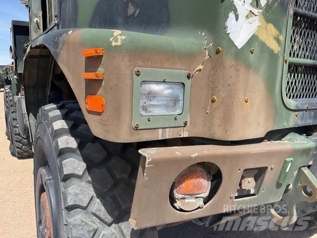 Oshkosh  Kastenaufbau