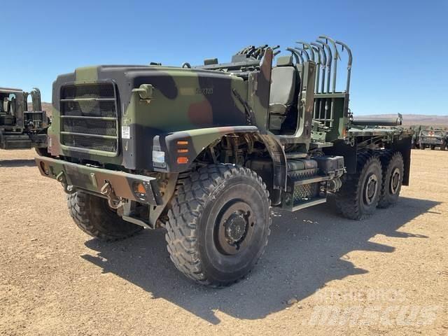 Oshkosh AMK23A1 Kastenaufbau