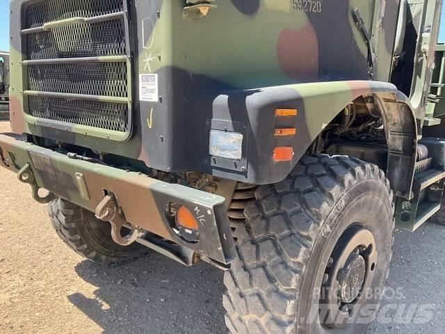 Oshkosh AMK23A1 Kastenaufbau