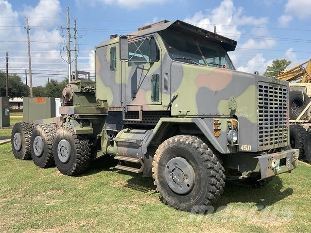 Oshkosh M1070 Bergungsfahrzeuge
