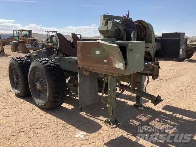 Oshkosh MK16 Tieflader