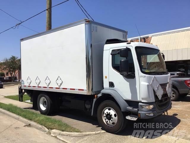 Peterbilt 220 Kastenaufbau