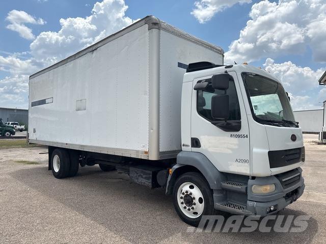 Peterbilt 220 Kastenaufbau