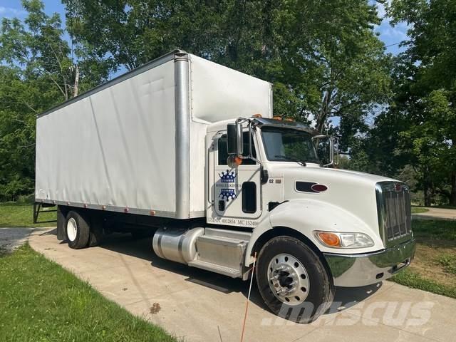 Peterbilt 337 Kastenaufbau