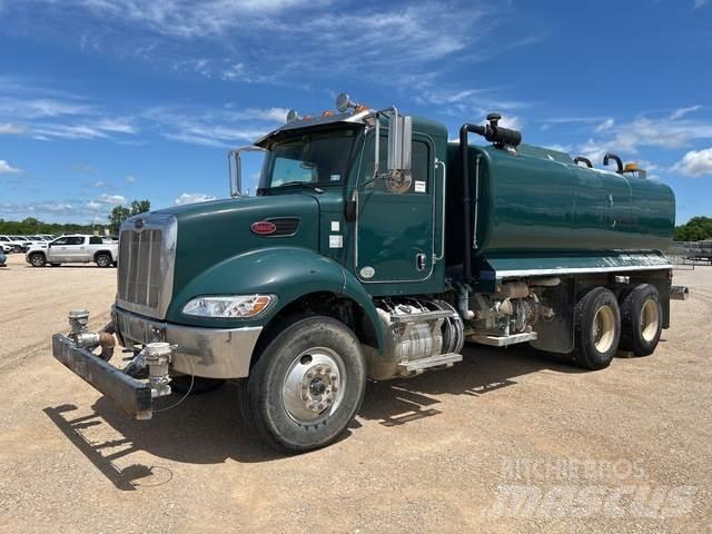 Peterbilt 348 Wassertanker