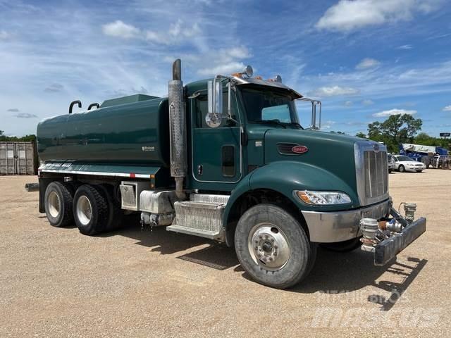 Peterbilt 348 Wassertanker