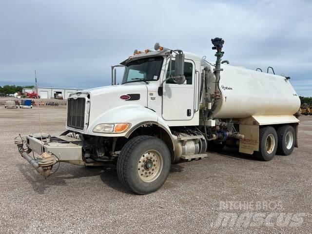 Peterbilt 348 Wassertanker
