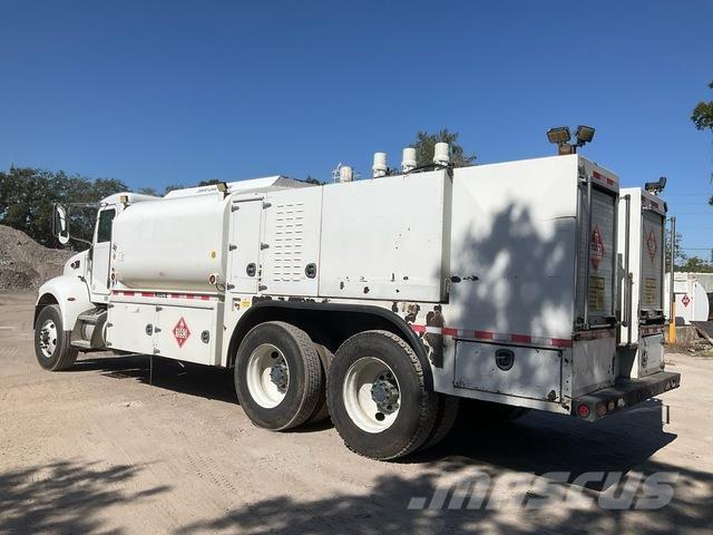 Peterbilt 348 Tankwagen