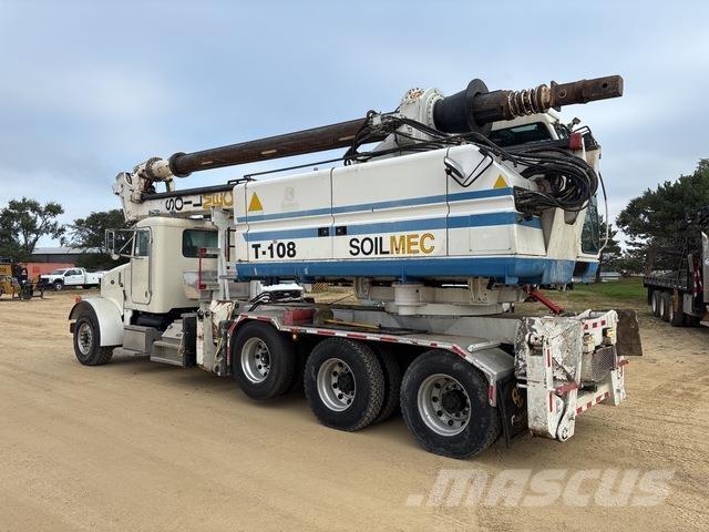 Peterbilt 357 Fahrzeug mit mobiler Bohranlage