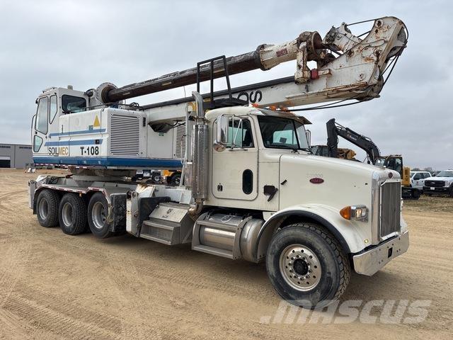 Peterbilt 357 Fahrzeug mit mobiler Bohranlage
