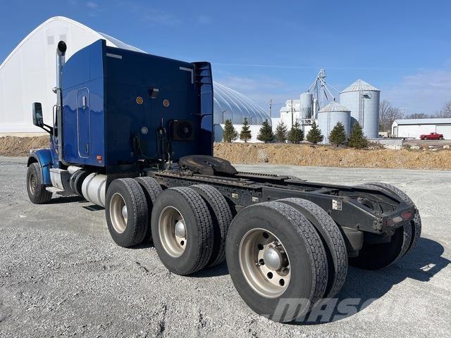 Peterbilt 567 Sattelzugmaschinen