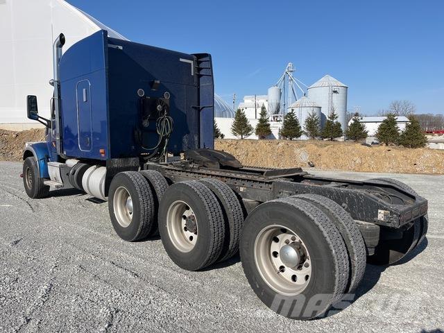 Peterbilt 567 Sattelzugmaschinen