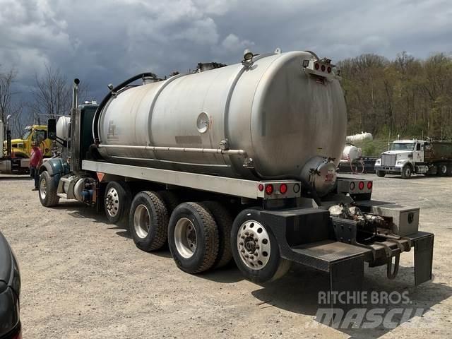 Peterbilt 567 Saug- und Druckwagen