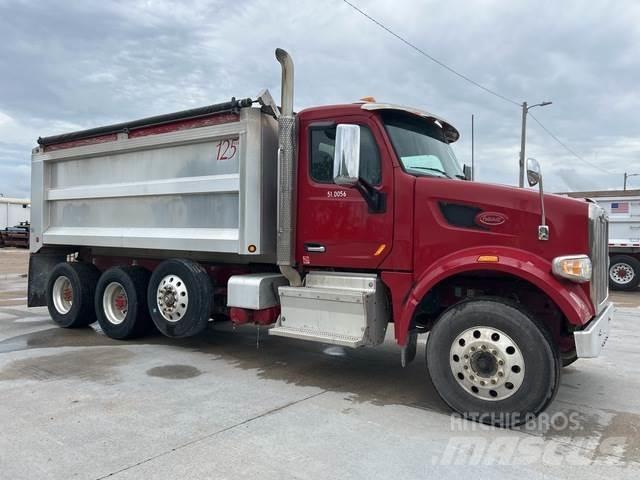 Peterbilt 567 Kipper
