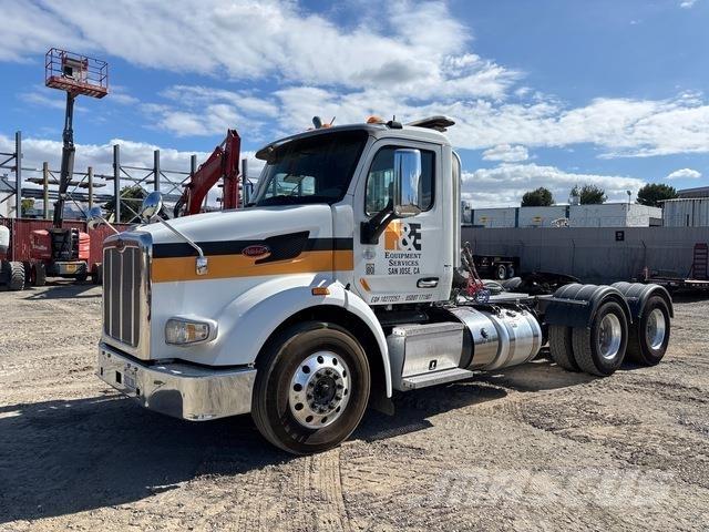 Peterbilt 567 Sattelzugmaschinen