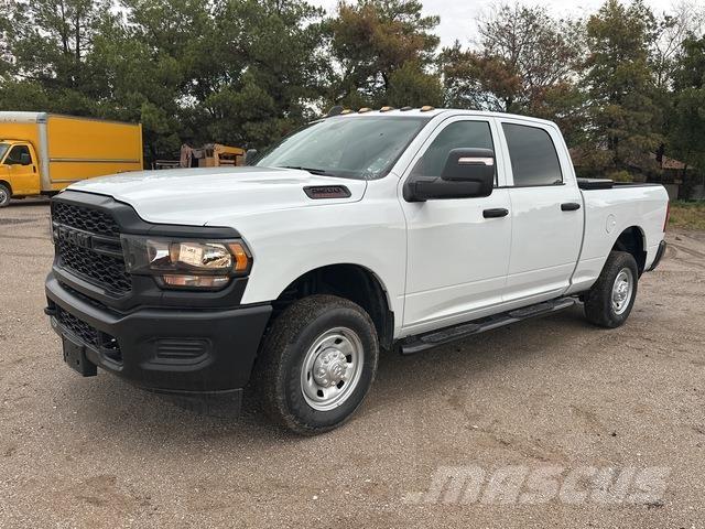 RAM 2500 Pickup/Pritschenwagen