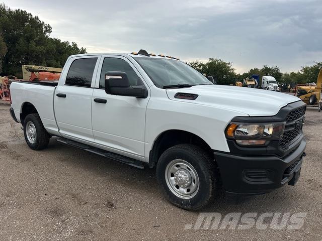 RAM 2500 Pickup/Pritschenwagen