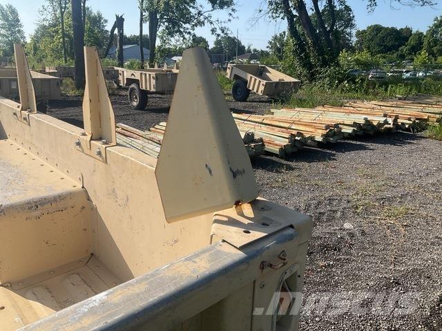  Raytheon M1101 Andere Anhänger