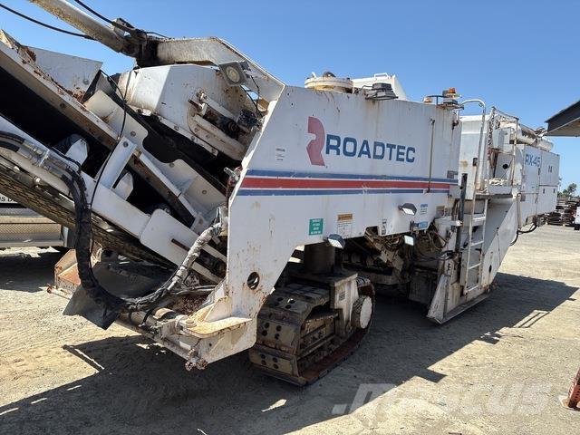 Roadtec RX-45 Asphaltfräsen