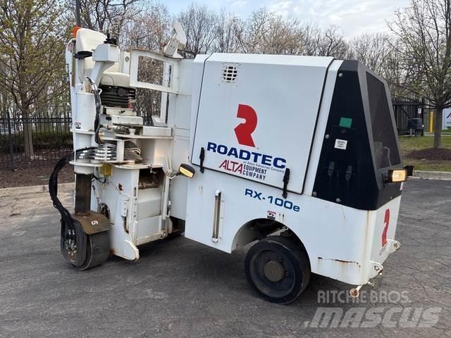 Roadtec RX100e Asphaltfräsen