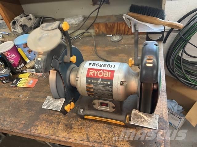  Ryobi BGH827 Mühlen und Mahlgeräte