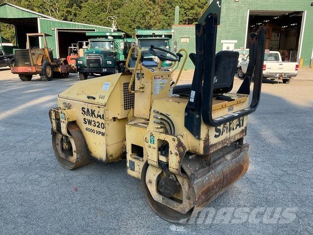 Sakai SW320 Tandemwalzen