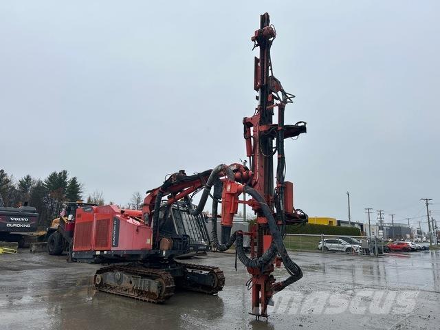 Sandvik DX800 Oberflächenbohrgeräte
