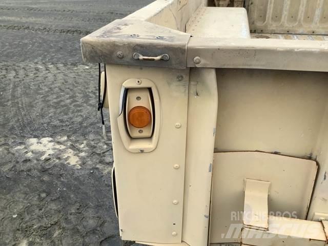 Schutt M1102 Andere Anhänger