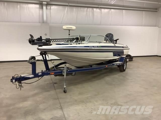  Skeeter SL190 Boote / Prahme