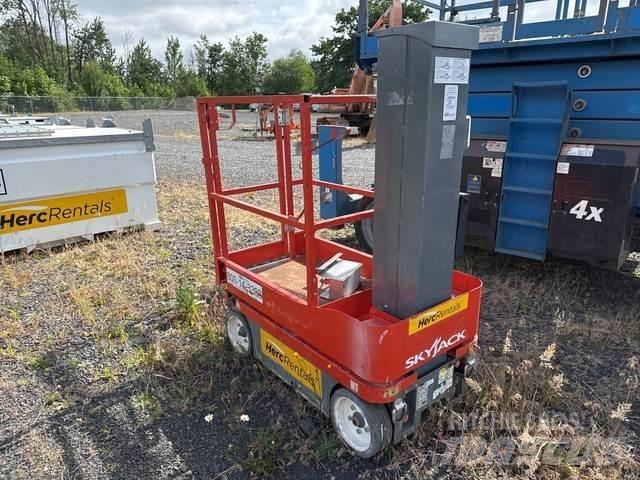 SkyJack SJ12 Personenaufzüge