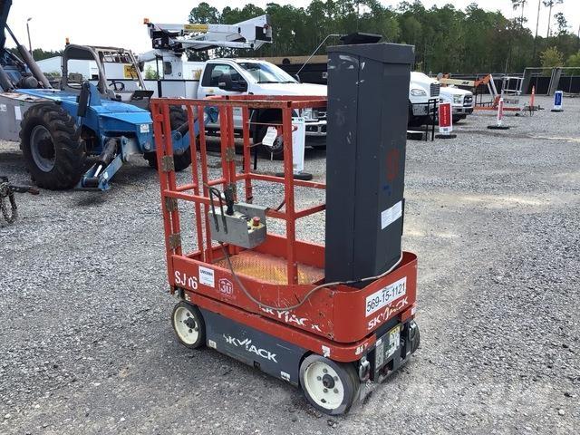 SkyJack SJ16 Personenaufzüge
