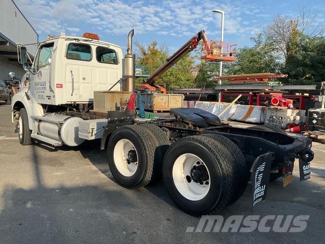 Sterling  Sattelzugmaschinen