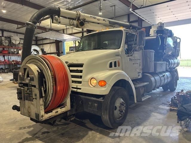 Sterling L7500 Saug- und Druckwagen