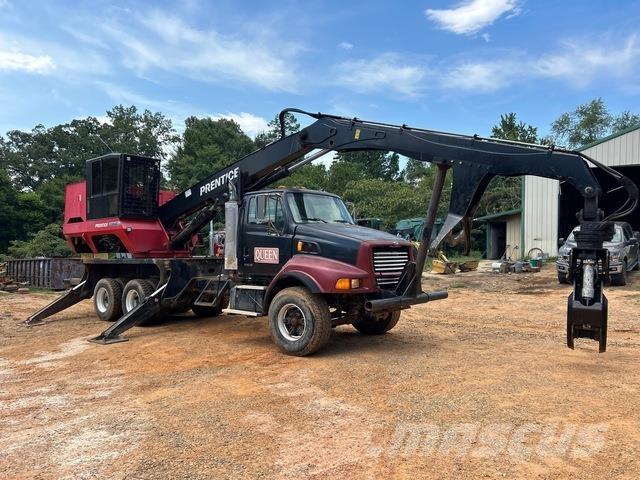 Sterling L8513 Holzfahrzeuge