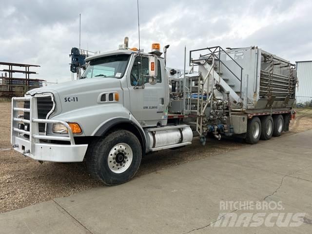 Sterling L9500 Sonstige Baumaschinen