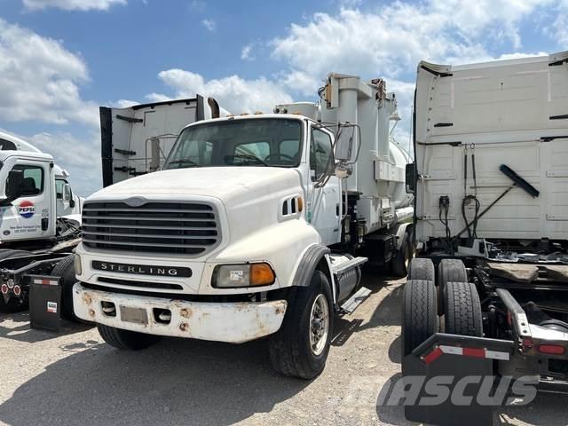 Sterling L9500 Saug- und Druckwagen