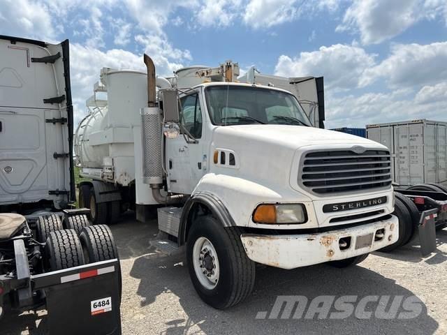 Sterling L9500 Saug- und Druckwagen