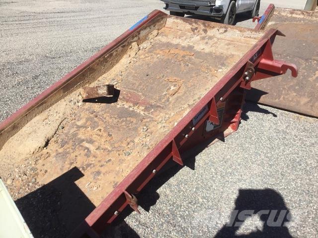  Syntron MF400 Feeder