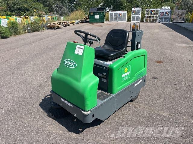 Tennant 6100 Innenraumkehrmaschinen